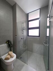 Senyum Residences (D14), Terrace #630549941